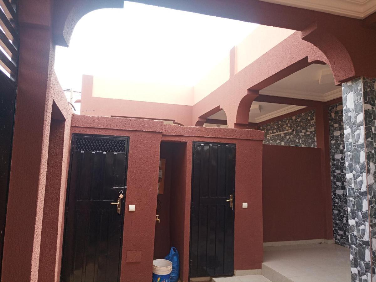 Residence Lynda Prestige Ouagadougou Exteriér fotografie