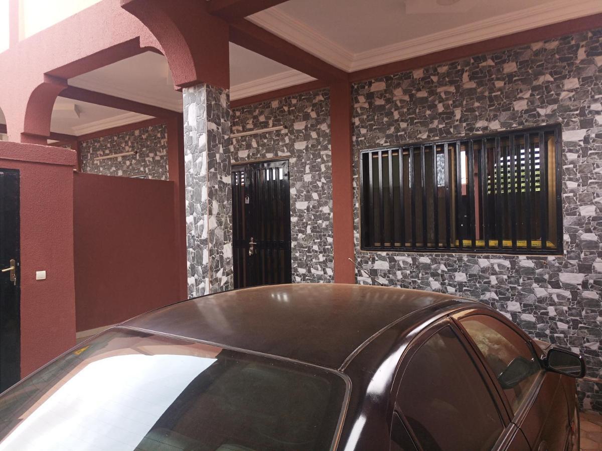 Residence Lynda Prestige Ouagadougou Exteriér fotografie
